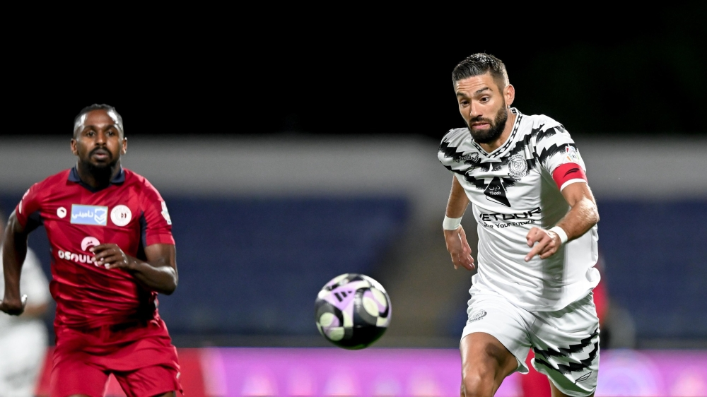 الشباب يفوز على ضمك 3-1 في أولى مباريات بن زكري بدوري روشن