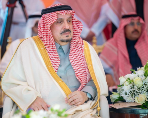 The Governor of Riyadh honors the winners of the King Salman Award for Quran Memorization
