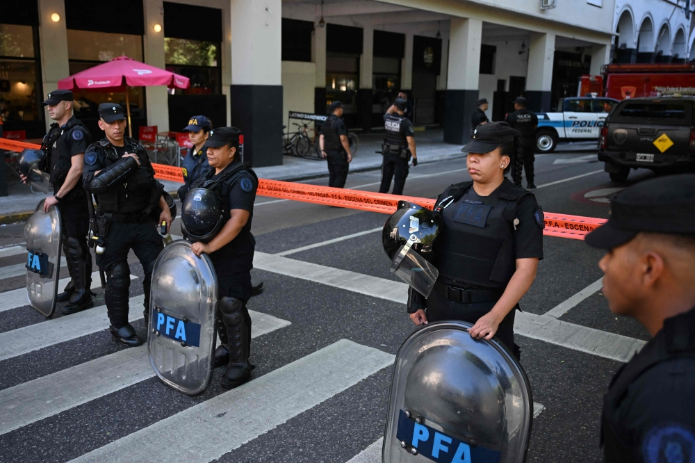 انفجار طرد ملغوم بكلية شرطة في الأرجنتين يخلف 3 مصابين