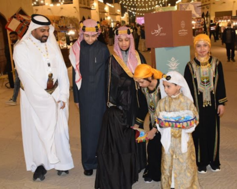 القطيف تحتفل بيوم التأسيس السعودي في مشروع الرامس