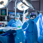 الجراحة الخفية بالمنظار الأحادي: نهاية الندبات في السعودية