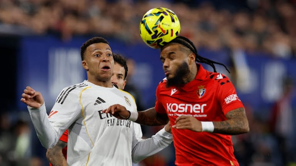 Real Madrid's loss to Osasuna intensifies the La Liga title race with Barcelona