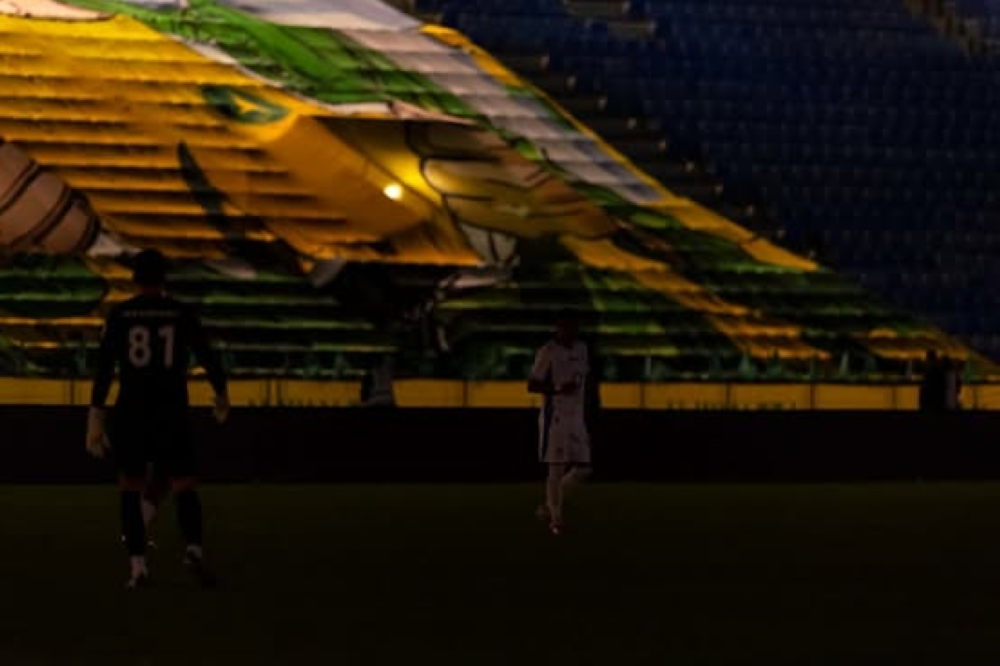 The Al-Khaleej vs. Neom match was halted due to a power outage in the Roshan League