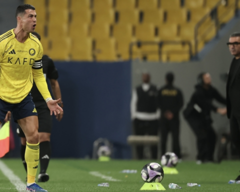 صراع هدافي دوري روشن: رونالدو وميتروفيتش في سباق مثير