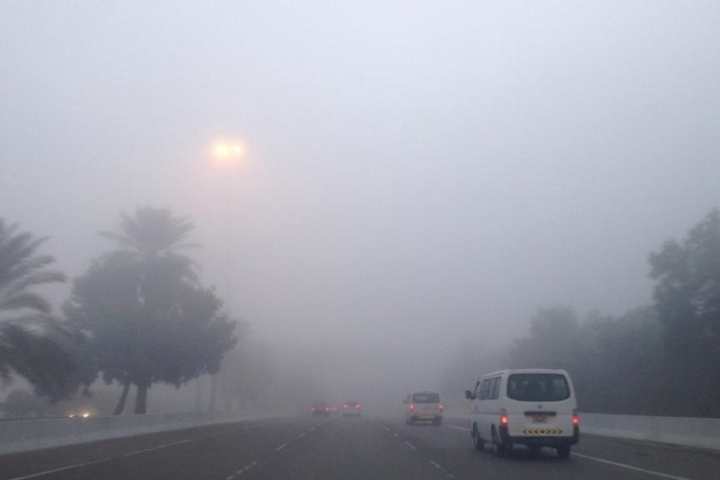 طقس الجوف: تحذير من ضباب كثيف وتدنٍ في الرؤية الأفقية