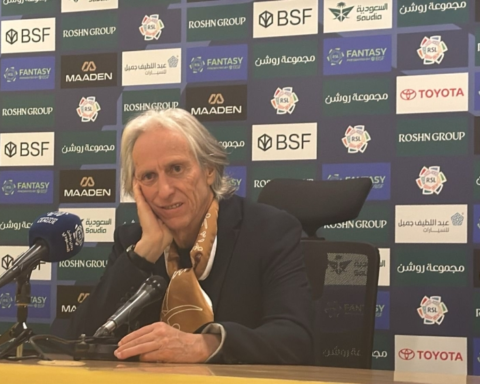 كاسترو: صدارة النصر مهمة والهلال منافس قوي.. نعد بالقتال