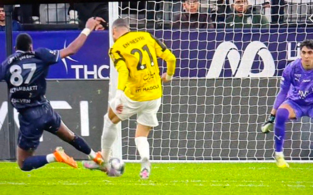 The controversy surrounding En-Nesyri's penalty against Al-Hilal: The refereeing expert settles the matter