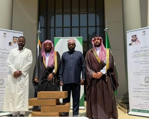 The Custodian of the Two Holy Mosques' program for providing Iftar meals to fasting people is launched in South Africa