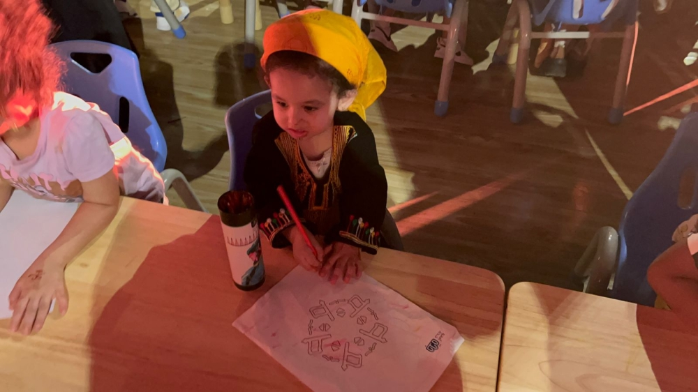 احتفالات يوم التأسيس في جدة: الأطفال يحيون التراث السعودي