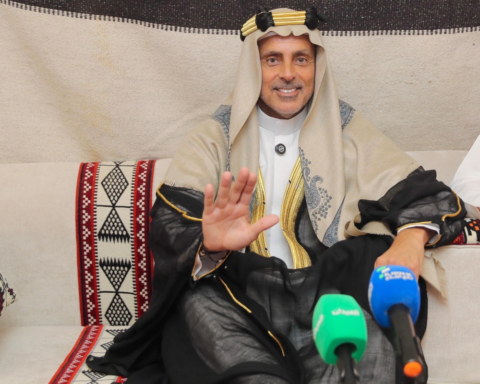 جوميز يكشف أسباب تراجع الفتح ويحذر من مواجهة الأخدود