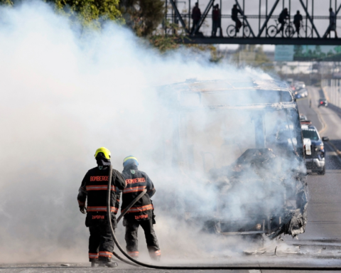Violence in Mexico threatens the 2026 World Cup after matches are postponed