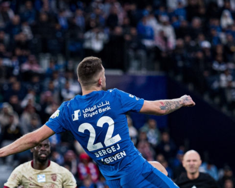 نفاد تذاكر مباراة الهلال والتعاون بدوري روشن السعودي