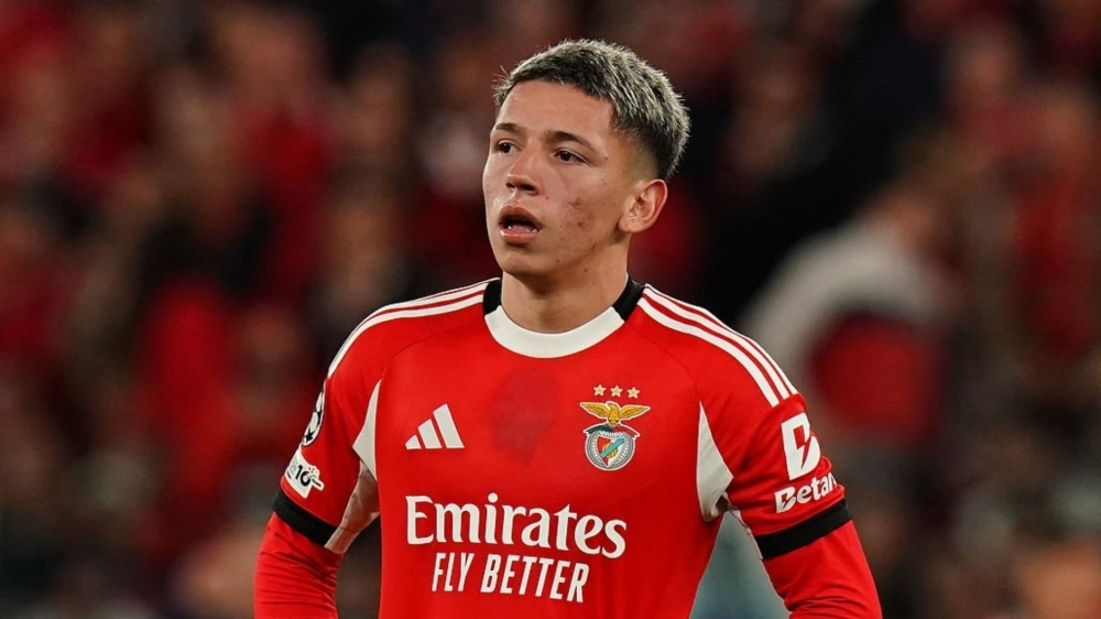 بنفيكا يتحدى يويفا ببيان قوي بعد إيقاف لاعبه بريستياني