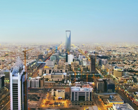 ميزانية السعودية 2025 ونمو الإيرادات غير النفطية