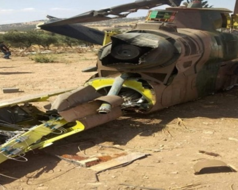 مصرع 15 في تحطم مروحية عسكرية بالبيرو خلال مهمة إنقاذ