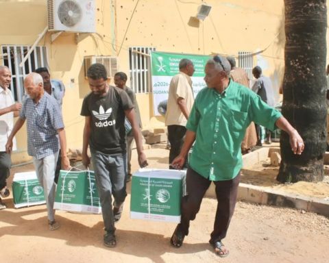 Urgent Saudi food aid for affected families in Khartoum