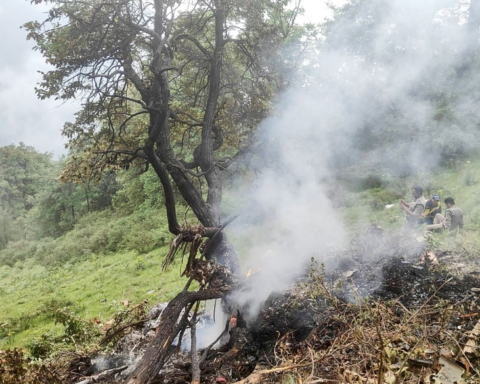 A military helicopter crashed in Iran, killing its crew in Isfahan