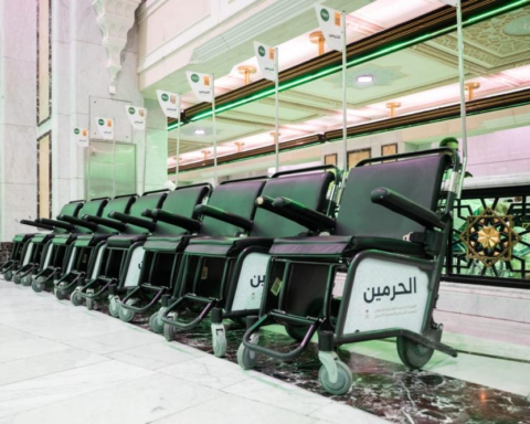 Tawaf cart service from the hotel to the Mataf for the comfort of Umrah pilgrims in Makkah