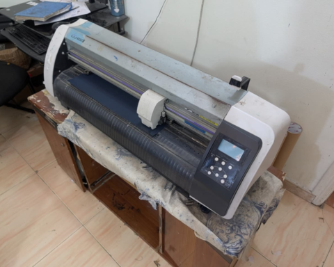 ضبط ملابس رياضية مقلدة في جدة | حملة ضد الغش التجاري