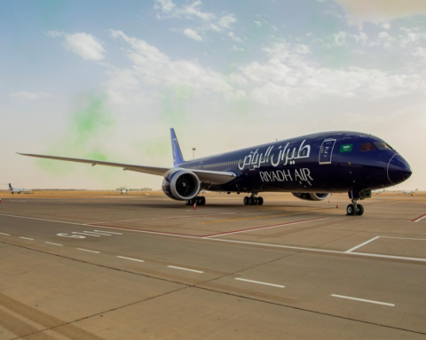 طيران الرياض يطلق رحلات القاهرة كثالث وجهاته الدولية