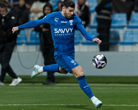 A refereeing expert confirms the validity of Al-Hilal's penalty kick against Al-Taawon in the Roshan League