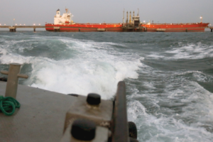 أسعار شحن النفط تقفز لأعلى مستوى بسبب توترات الشرق الأوسط