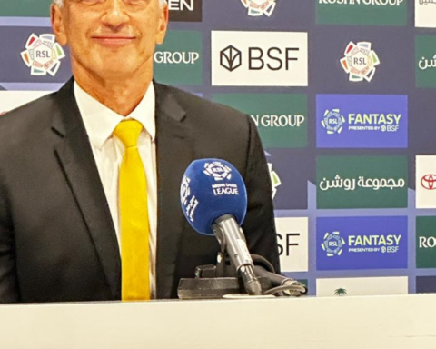 شاموسكا: تعادل التعاون والهلال نتيجة هامة.. وسنواصل العمل