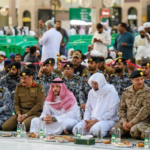 The Deputy Governor of Medina shares Iftar with security personnel at the Prophet's Mosque