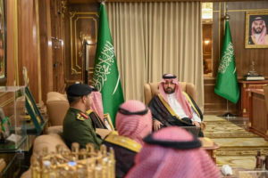 أمير جازان يدشن صندوق تراحم الوقفي لدعم أسر السجناء