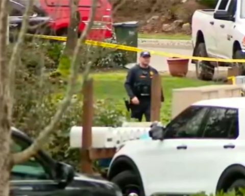مقتل 5 في حادث طعن بولاية واشنطن والشرطة تقتل المنفذ