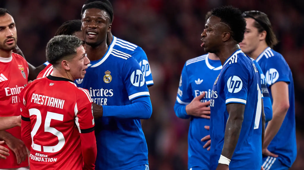 ويفا يؤكد إيقاف بريستياني لاعب بنفيكا بسبب العنصرية ضد فينيسيوس