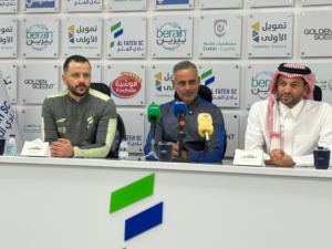 غوميز يراهن على الروح لحسم مواجهة الفتح وضمك بدوري روشن