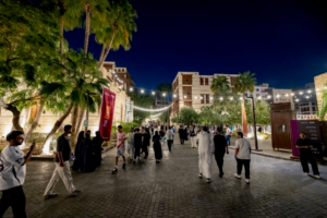 جدة التاريخية تستقطب مليون زائر في أسبوع رمضان الأول