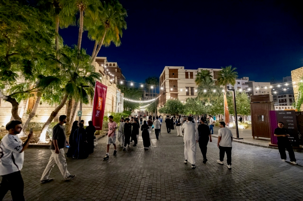 جدة التاريخية تستقطب مليون زائر في أسبوع رمضان الأول