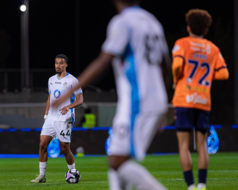 الفيحاء يفرض التعادل 1-1 على نيوم في مباراة مؤجلة بدوري روشن