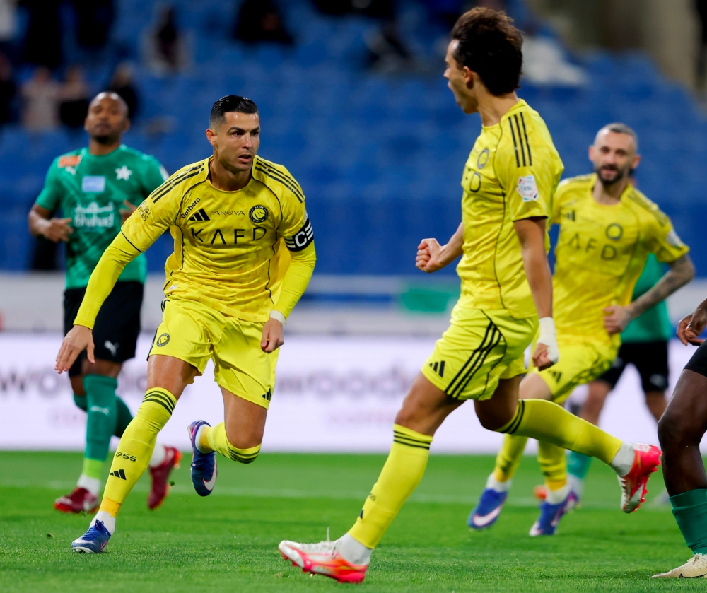 Al-Nasr crushes Al-Najma 5-0 and tops the Saudi Roshan League standings