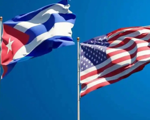 اشتباك دام في المياه الكوبية: مقتل 4 على زورق أمريكي