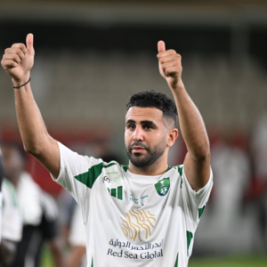 استبعاد رياض محرز من مباراة الأهلي والرياض بدوري روشن