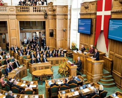 انتخابات الدنمارك 2026: تحديات أمنية وتوترات مع واشنطن