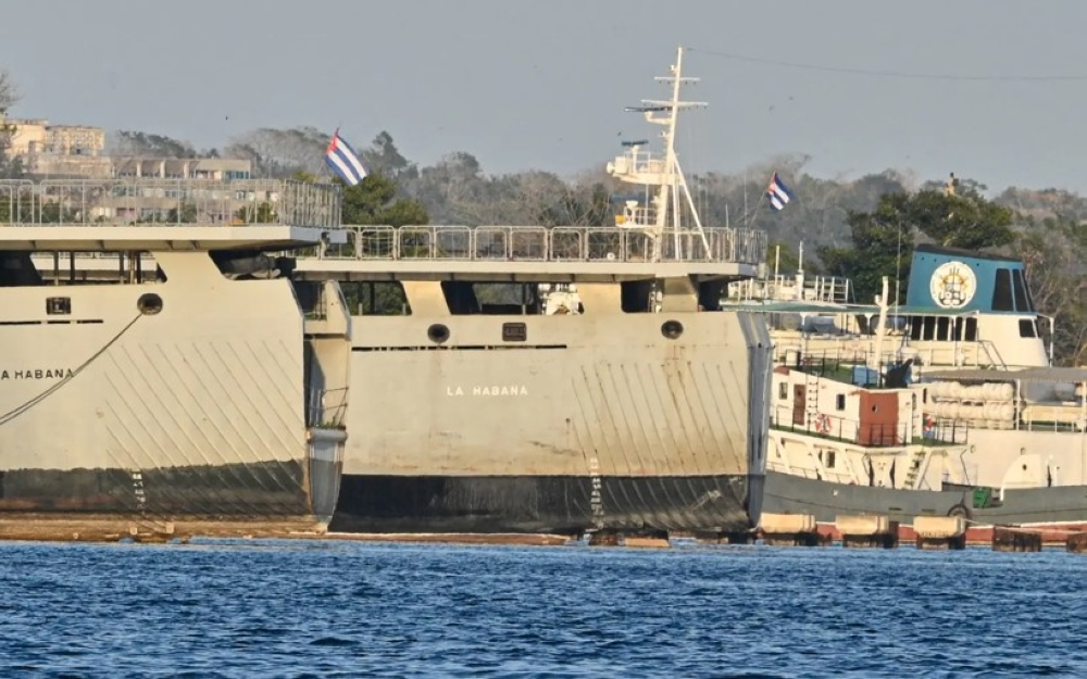 اشتباك مسلح بين أمريكا وكوبا: تصعيد وتوتر في مضيق فلوريدا