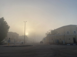 طقس الجوف: تحذير من ضباب كثيف وانخفاض في الرؤية صباح الجمعة