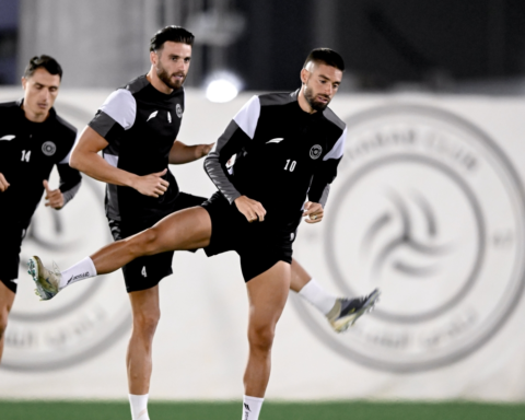 استبعاد نجم الشباب من مباراة الهلال في دوري روشن السعودي