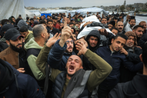 استشهاد فلسطيني برصاص الاحتلال في غزة وتصاعد التوترات