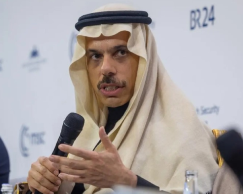 السعودية وباكستان تبحثان خفض التوتر المتصاعد في الشرق الأوسط