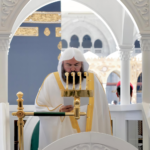 إمام الحرم: رمضان مدرسة للتغيير المستدام طوال العام