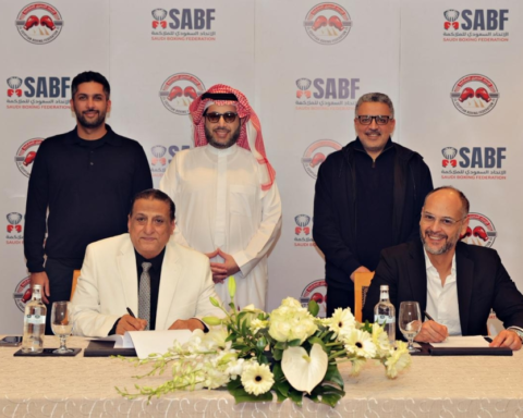 تعاون سعودي مصري في الملاكمة لتعزيز الرياضة بالمنطقة