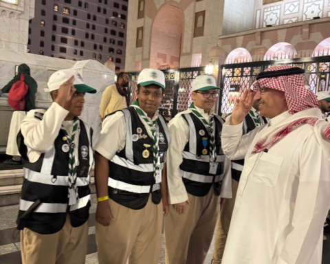 كشافة السعودية: جهود تطوعية لخدمة المعتمرين في رمضان