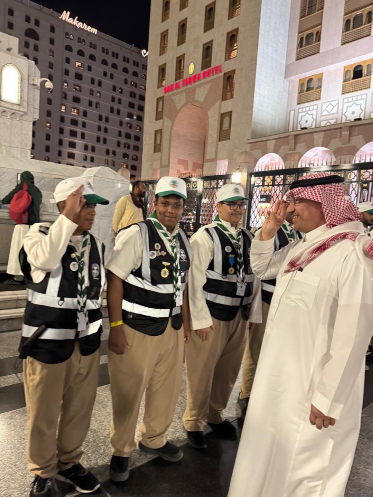 كشافة السعودية: جهود تطوعية لخدمة المعتمرين في رمضان