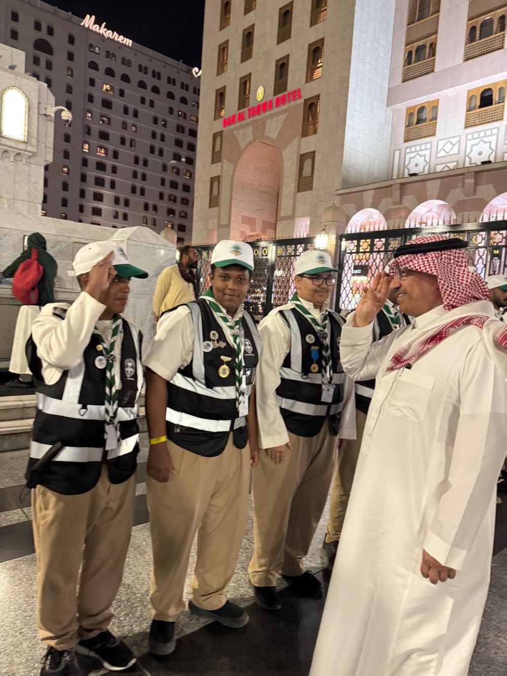 كشافة السعودية: جهود تطوعية لخدمة المعتمرين في رمضان