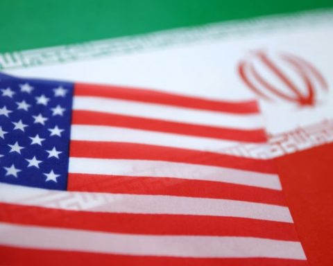 واشنطن تحذر رعاياها في إيران: غادروا فورًا | تصعيد خطير